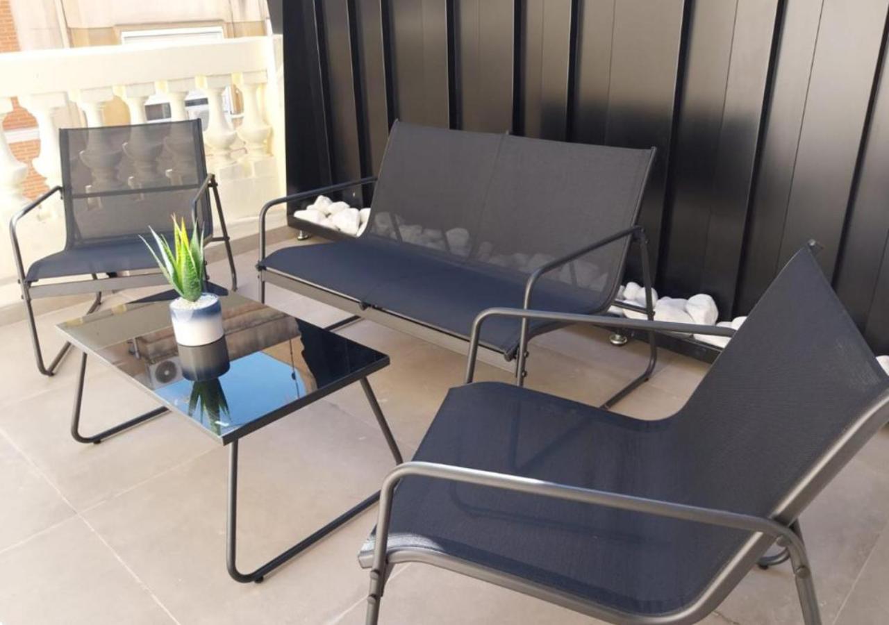 Apartamentos Loliqui Centro Аликанте Экстерьер фото
